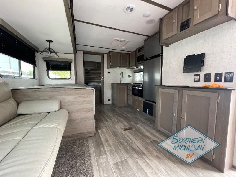 2023 Gulf Stream Envision Limited Edition